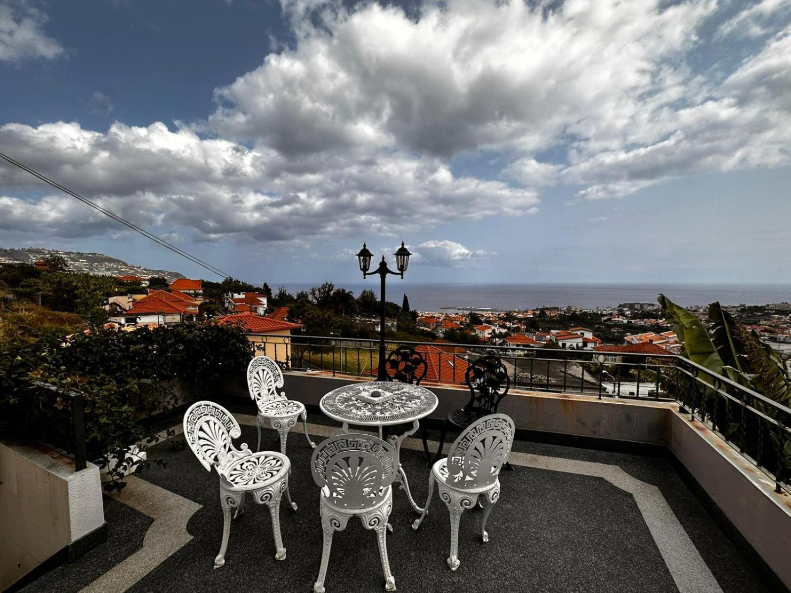 Casa De Ferias Dos Marmeleiros Villa ฟุงชาล ภายนอก รูปภาพ